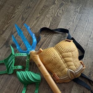 Blue and Gold Trident with Green Armor Set